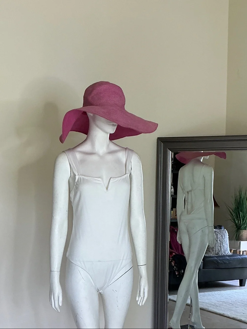 Wide Brim Pink Sun Hat - Women's Beach & Garden Hat